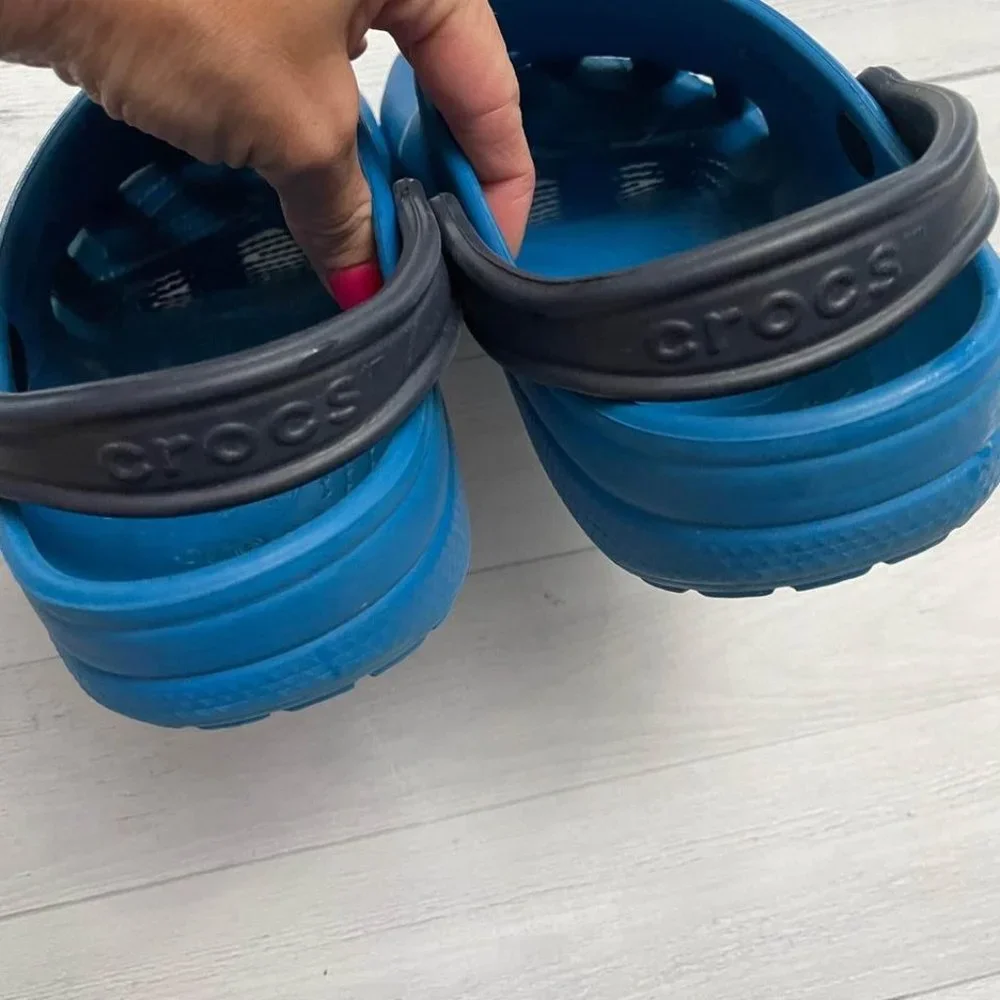 disney mickey mouse crocs mens 9/‎ womens 11 - Picture 5 of 9